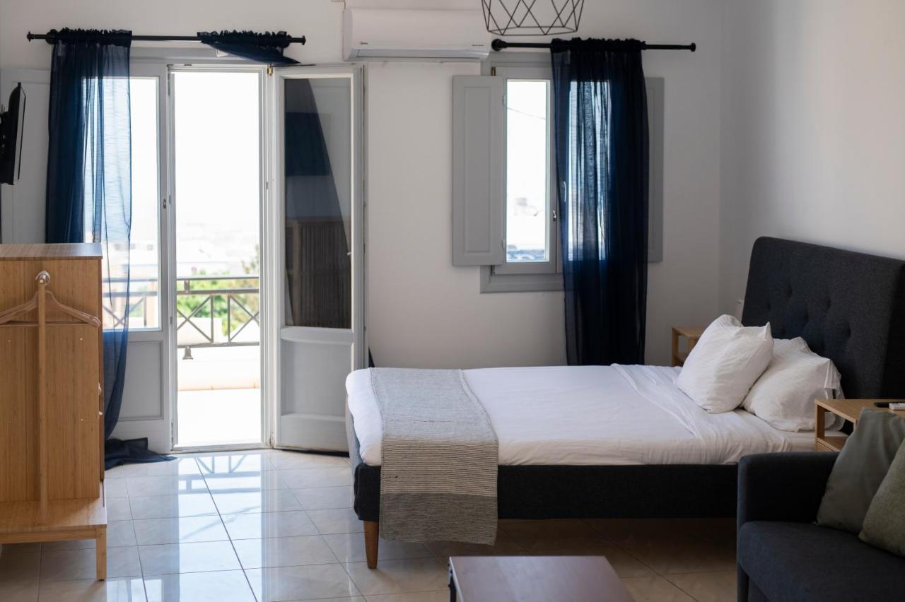 K & G Central Apartments Fira Bagian luar foto
