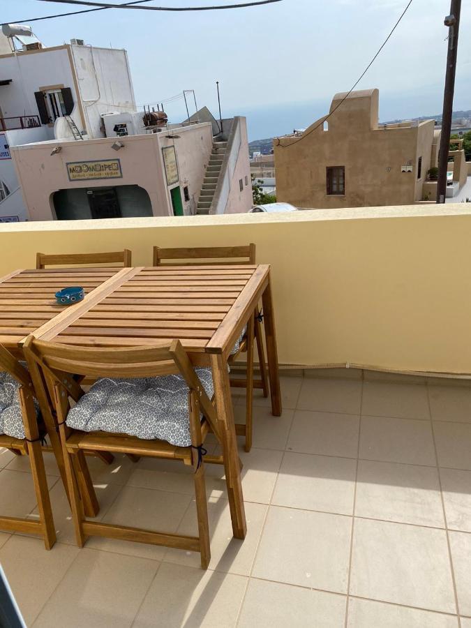 K & G Central Apartments Fira Bagian luar foto