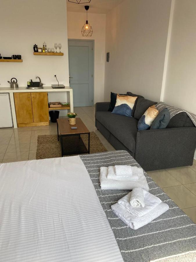 K & G Central Apartments Fira Bagian luar foto