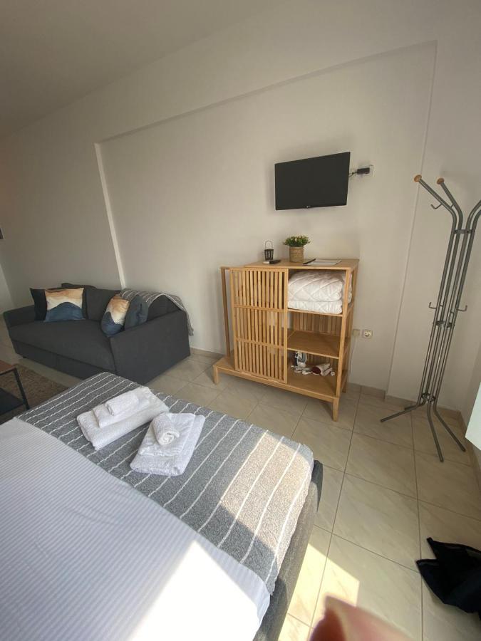 K & G Central Apartments Fira Bagian luar foto